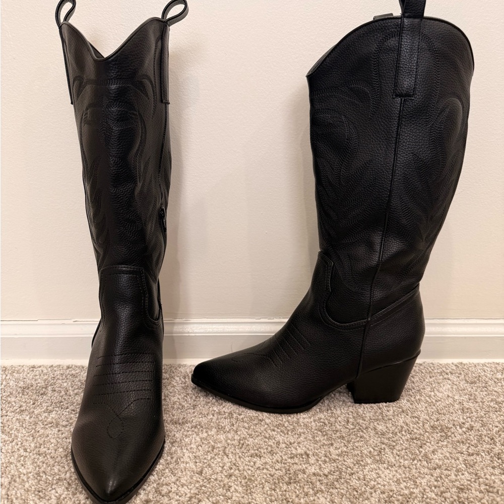RAFAEL Black Heeled Western Boots